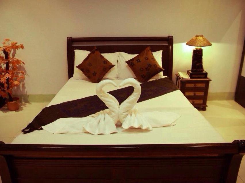 At Home At Chiang Mai Esterno foto